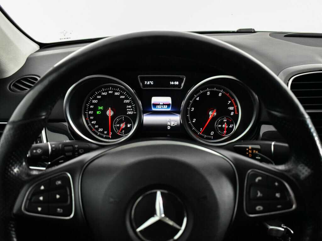 Mercedes-Benz GLE 300, 2016 Фото №11