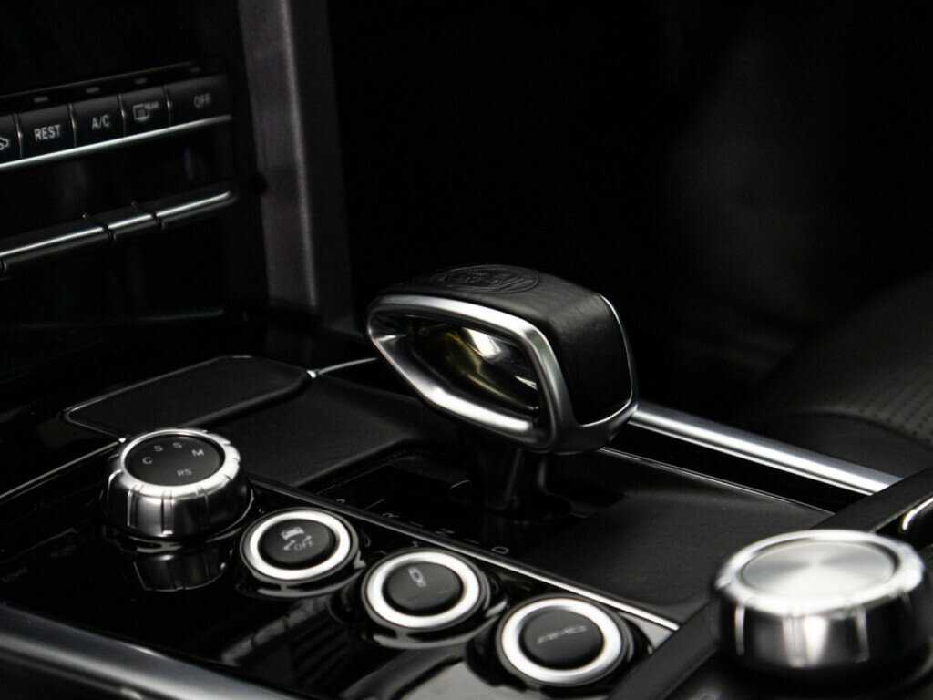 Mercedes-Benz E-Класс AMG 63 AMG, 2014 Фото №28