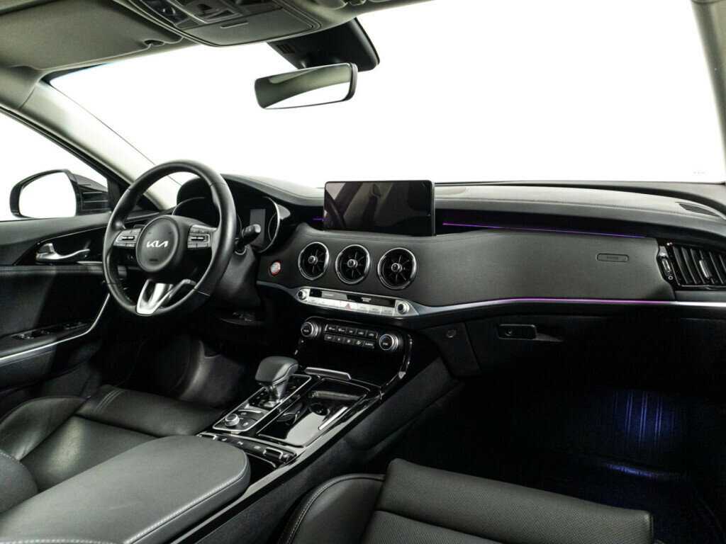 Kia Stinger, 2022 Фото №9