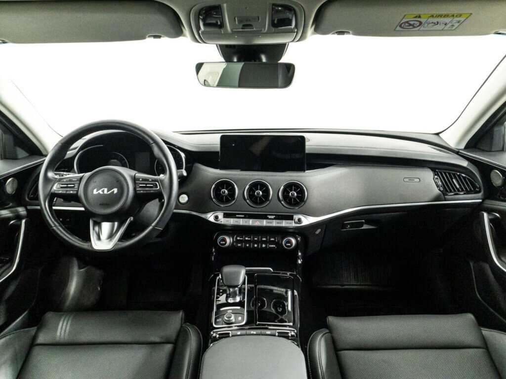 Kia Stinger, 2022 Фото №13