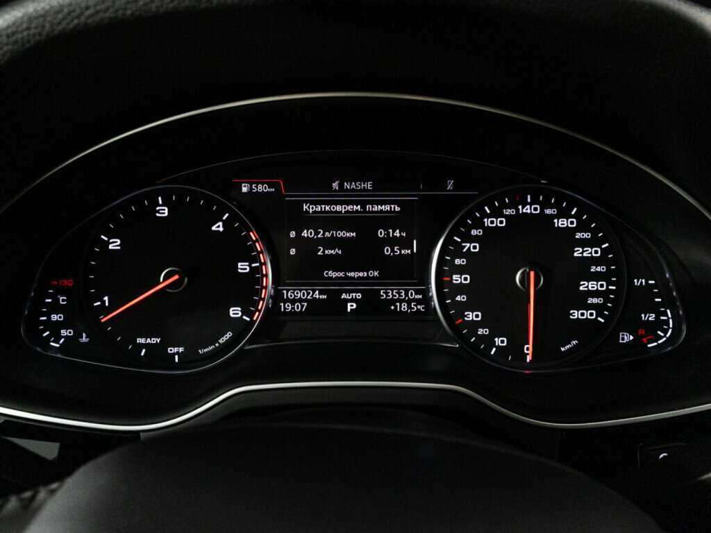 Audi Q7, 2018 Фото №11