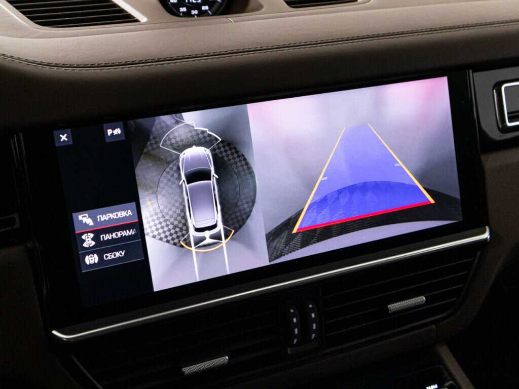 Porsche Cayenne Turbo, 2018 Фото №21