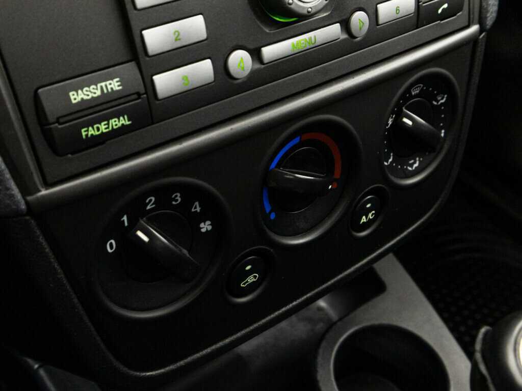 Ford Fiesta, 2006 Фото №15