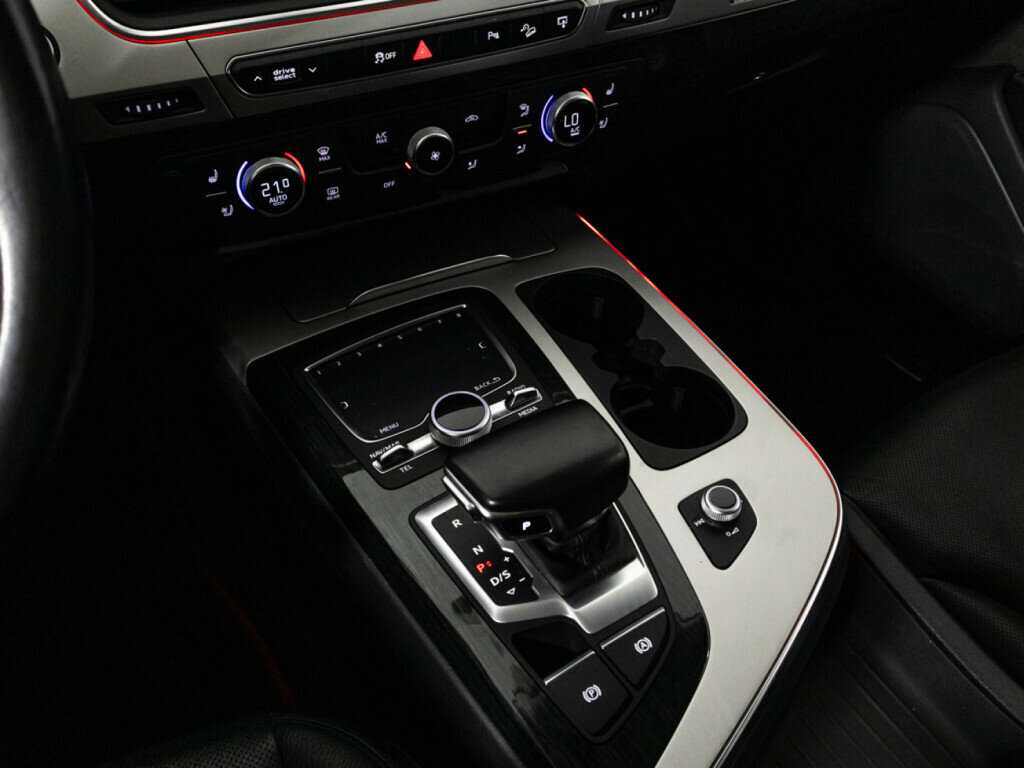 Audi Q7, 2015 Фото №21