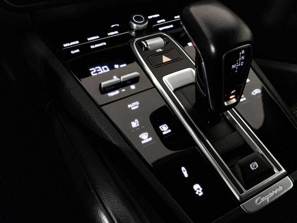 Porsche Cayenne S Coupé, 2019 Фото №22