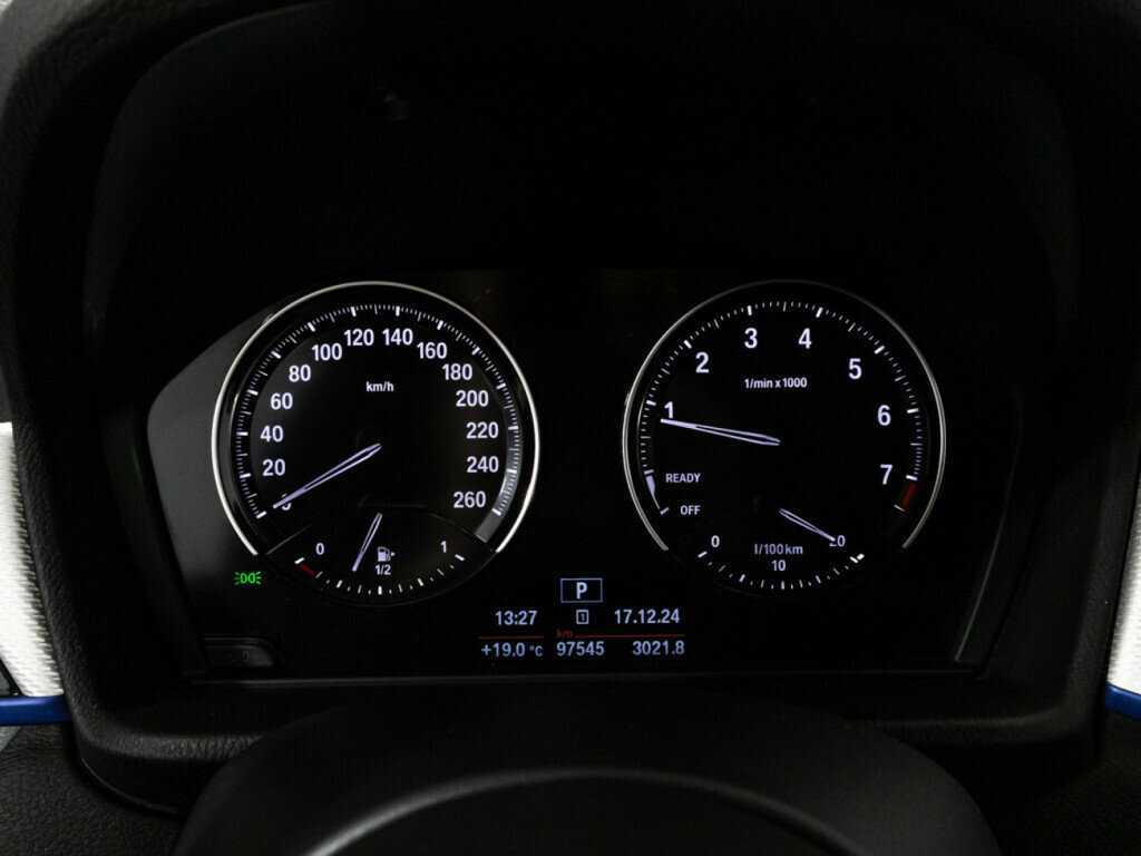 BMW X1 20i xDrive, 2020 Фото №12