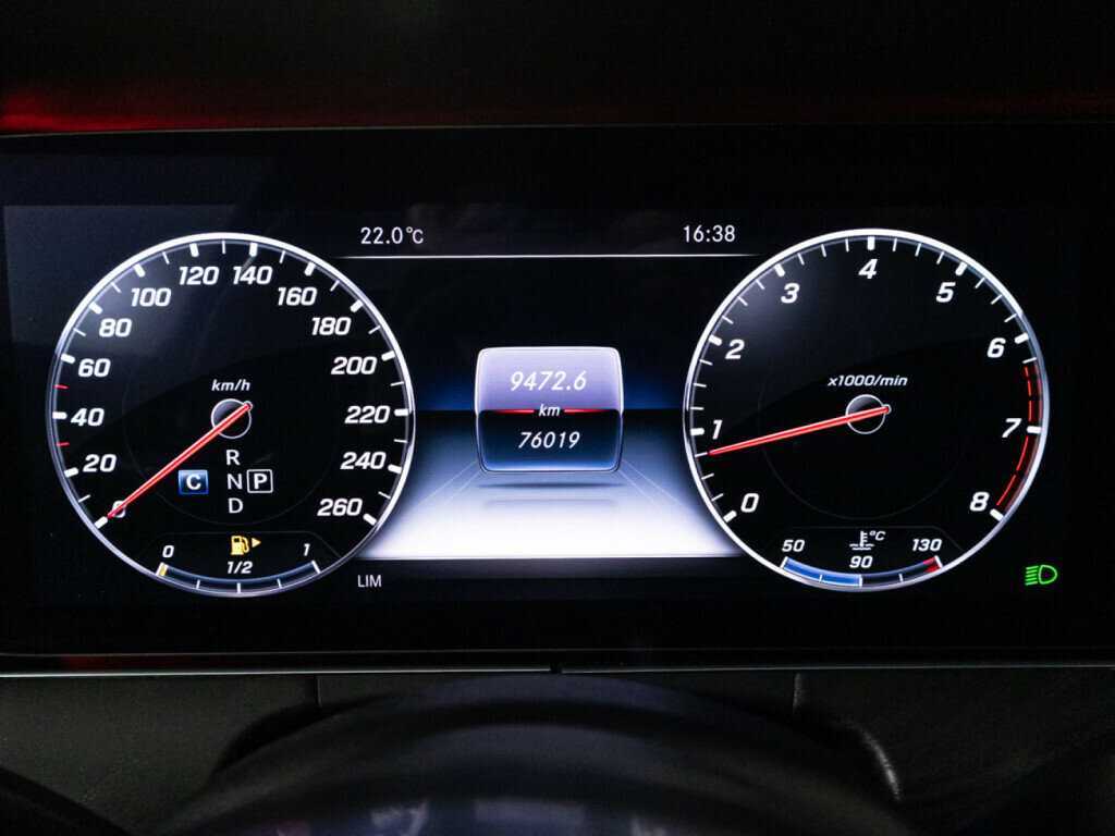 Mercedes-Benz E-Класс 200, 2019 Фото №12