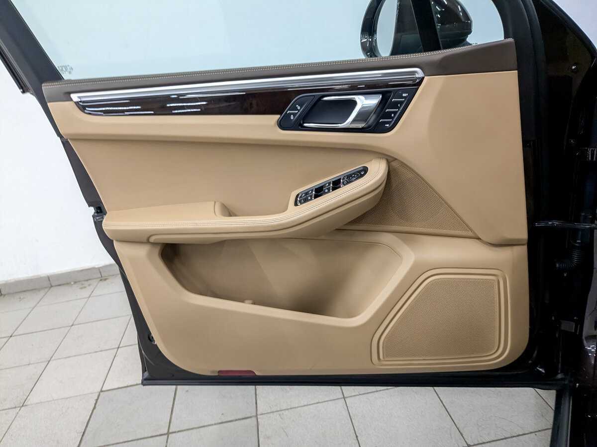 Porsche Macan, 2017 Фото №19