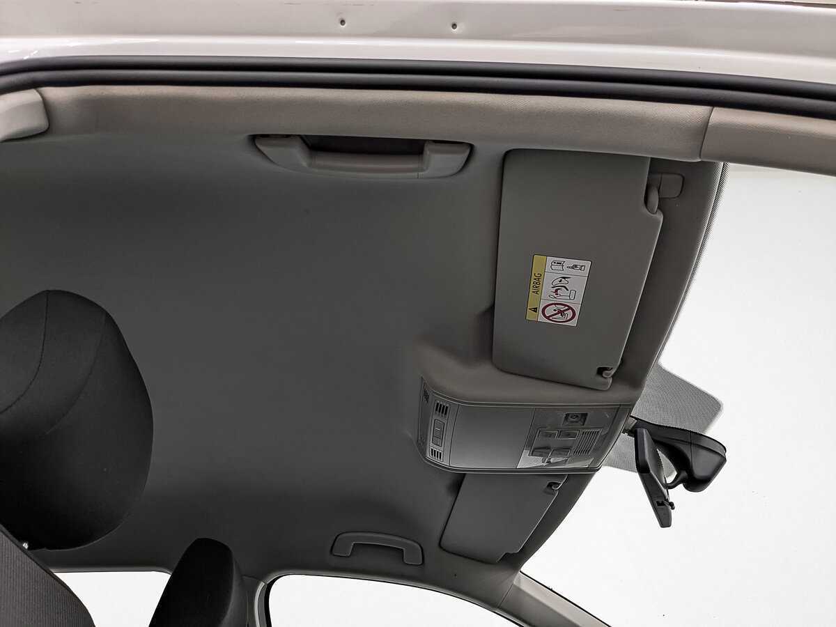 Volkswagen Tiguan, 2021 Фото №21