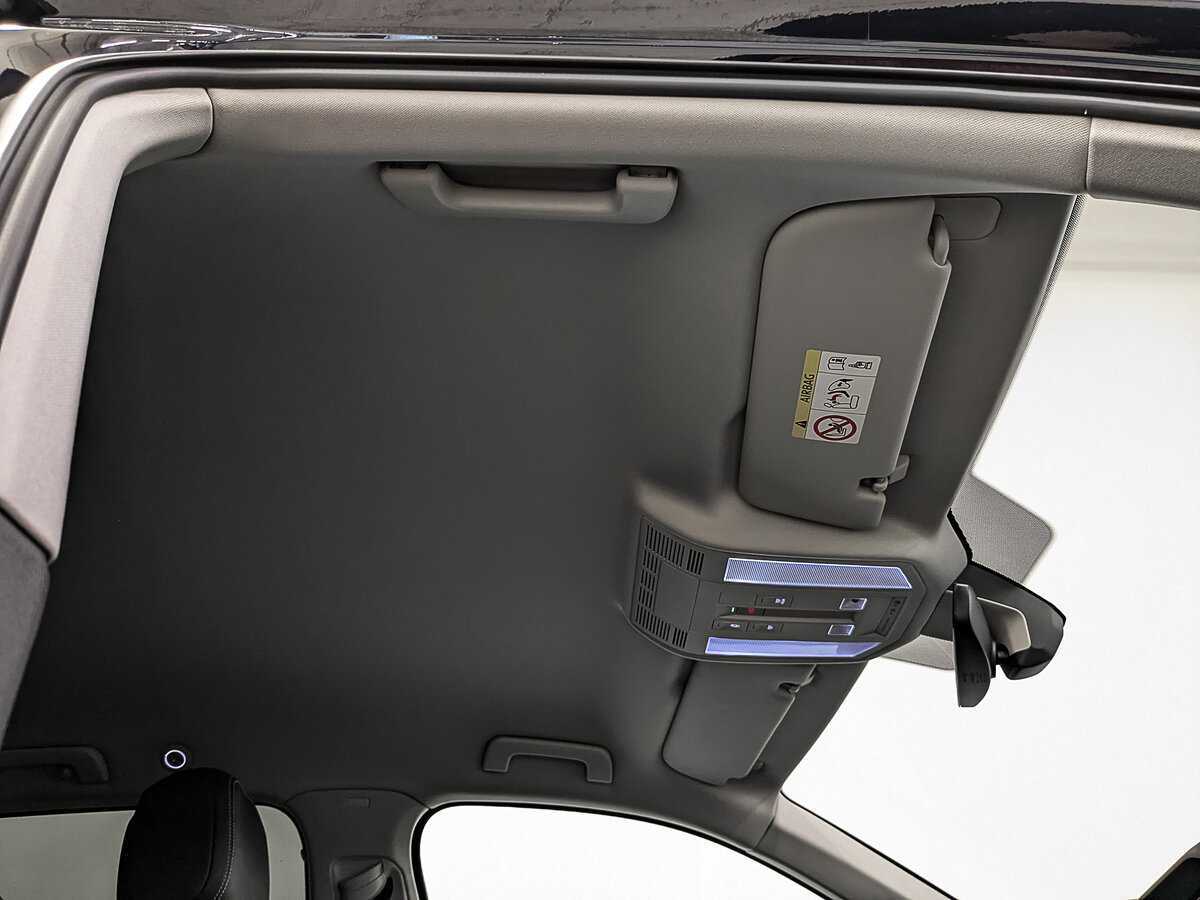 Volkswagen Touareg, 2018 Фото №23