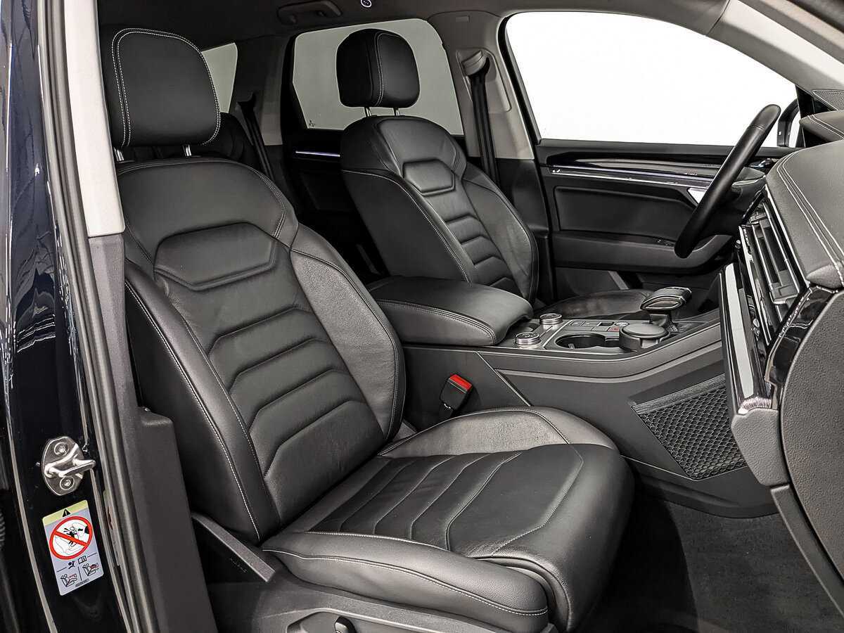 Volkswagen Touareg, 2018 Фото №24