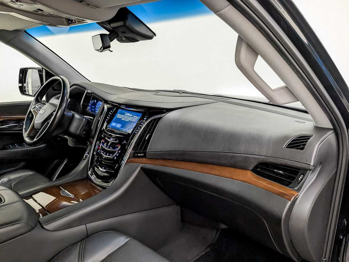 Cadillac Escalade, 2017 Фото №11
