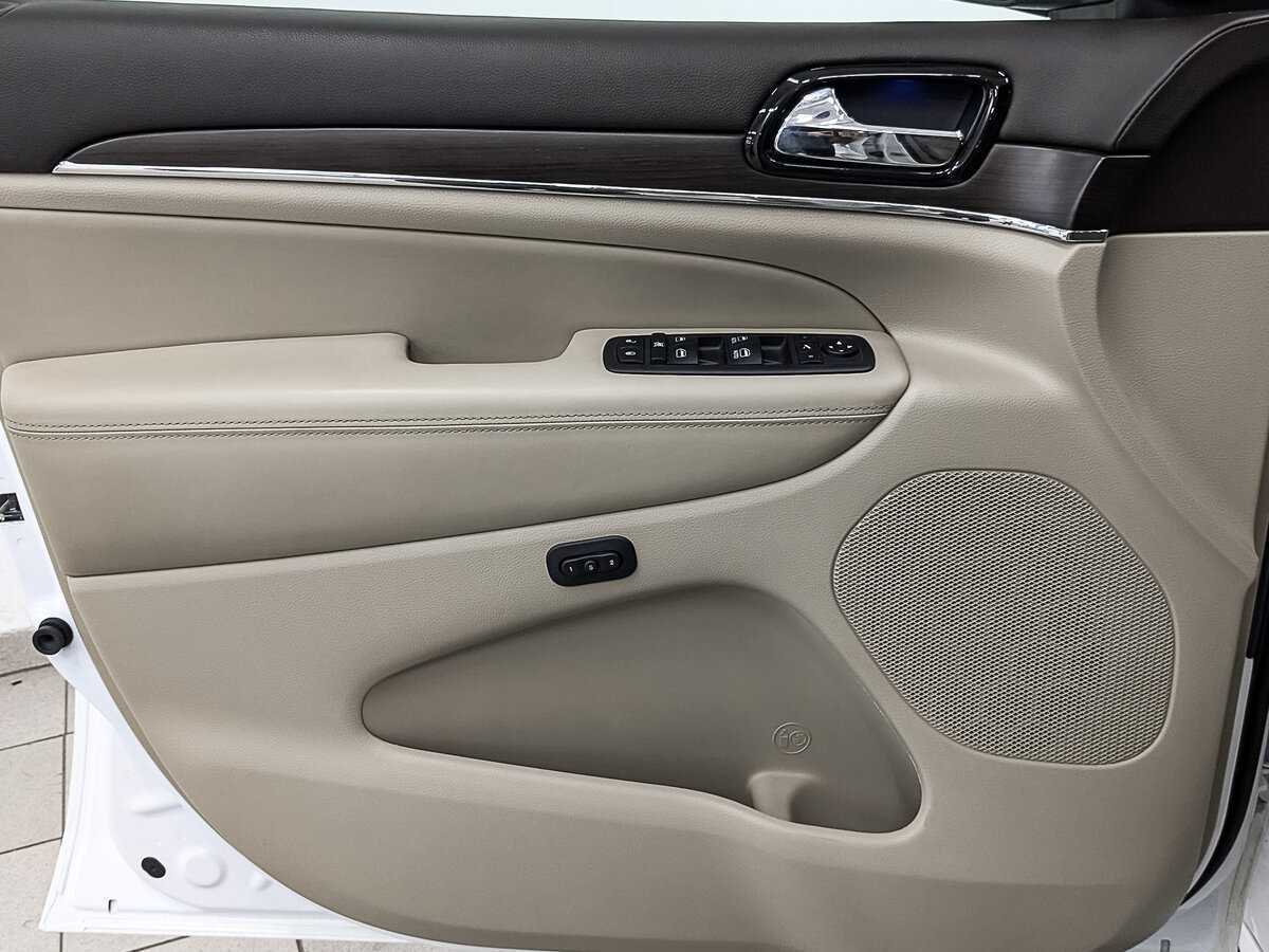 Jeep Grand Cherokee, 2021 Фото №16