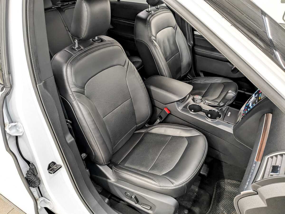 Ford Explorer, 2019 Фото №22