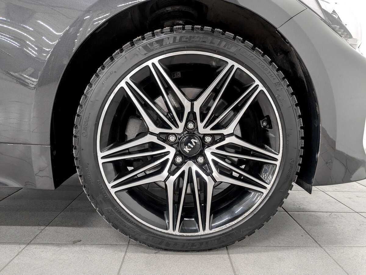 Kia Stinger, 2021 Фото №18