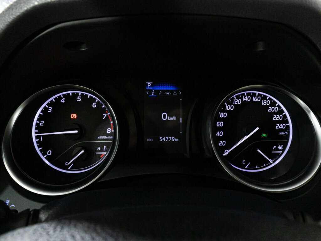 Toyota Camry, 2021 Фото №12