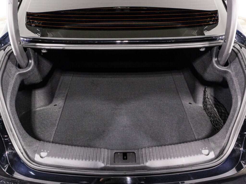 Hongqi H5, 2023 Фото №15