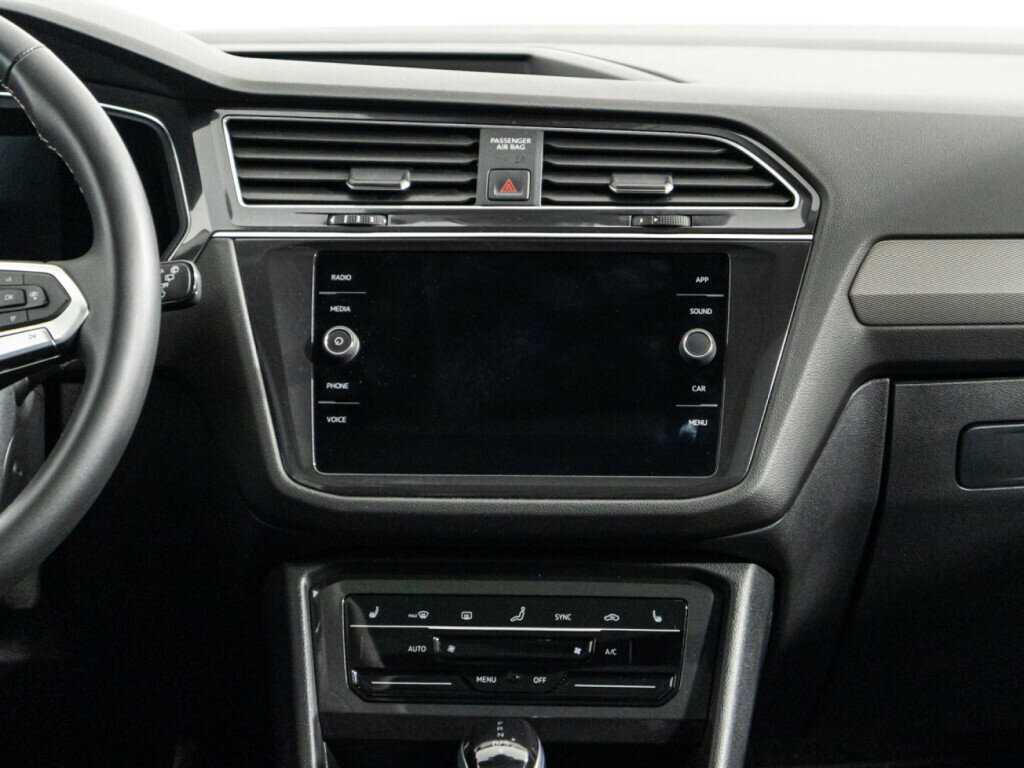 Volkswagen Tiguan, 2022 Фото №14