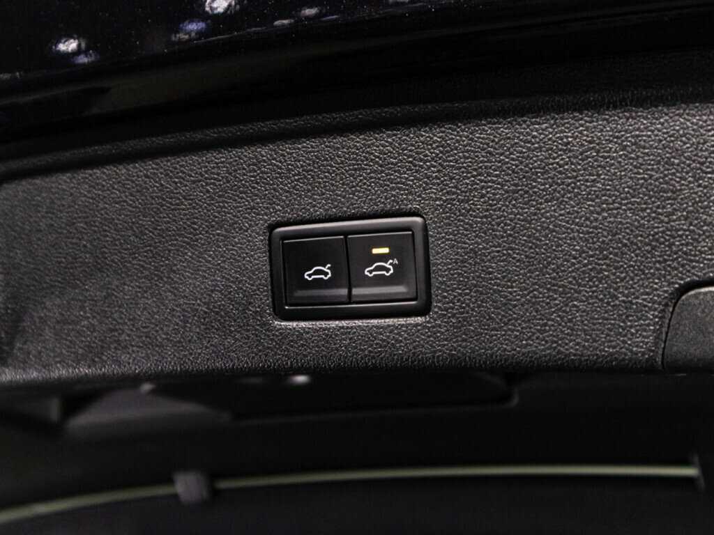 Volkswagen Touareg, 2019 Фото №15