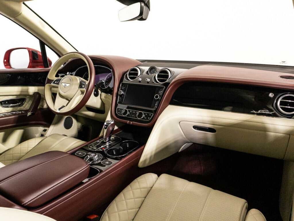 Bentley Bentayga Speed, 2020 Фото №7