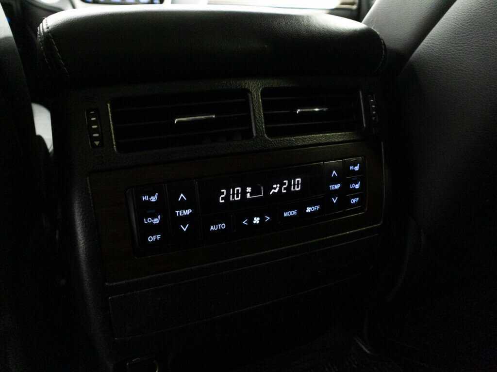 Toyota Land Cruiser, 2016 Фото №25