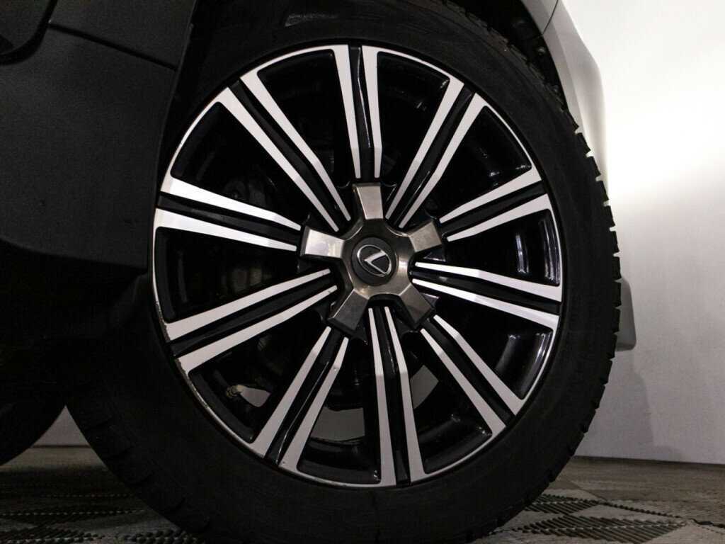 Lexus LX 570, 2018 Фото №34