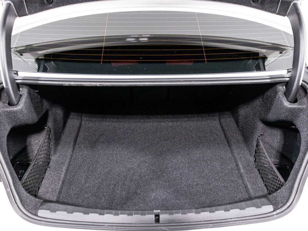 BMW 3 серии 318d, 2020 Фото №14