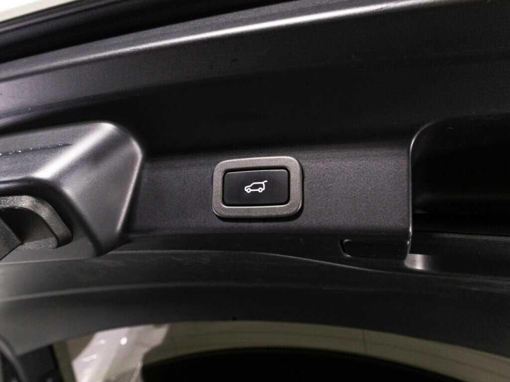 Jaguar F-Pace, 2019 Фото №15