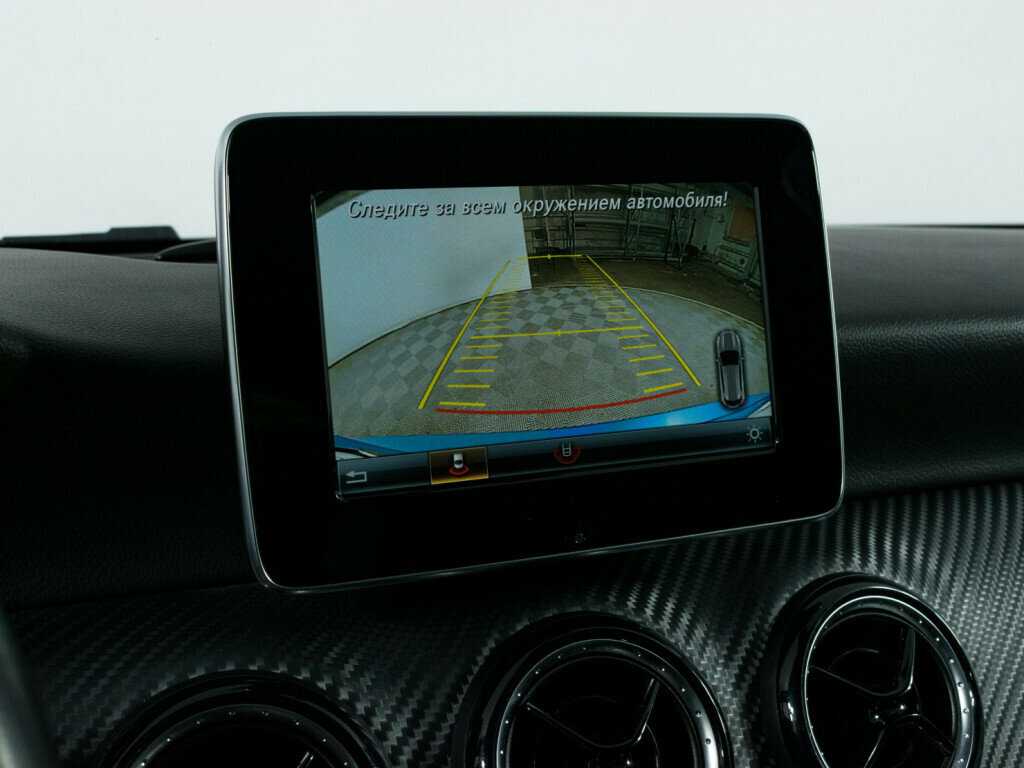 Mercedes-Benz GLA 200, 2016 Фото №16