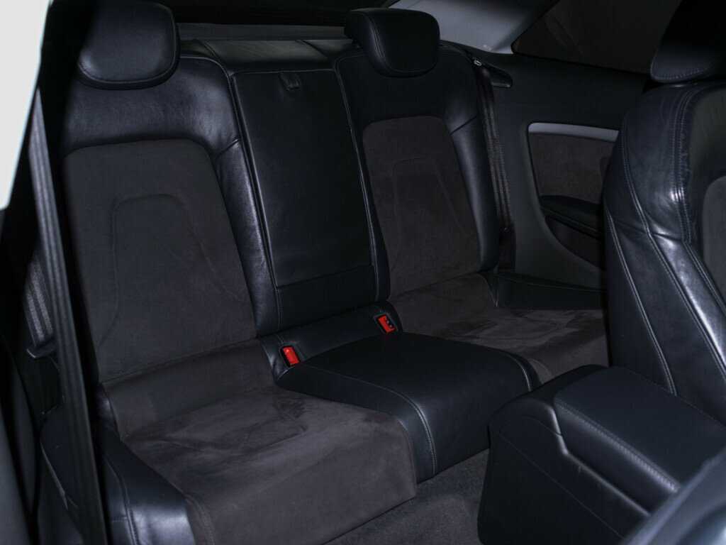 Audi A5, 2010 Фото №10