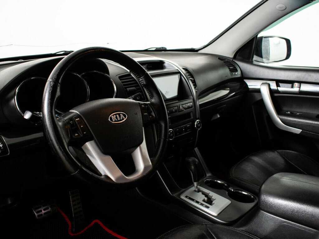 Kia Sorento, 2010 Фото №13