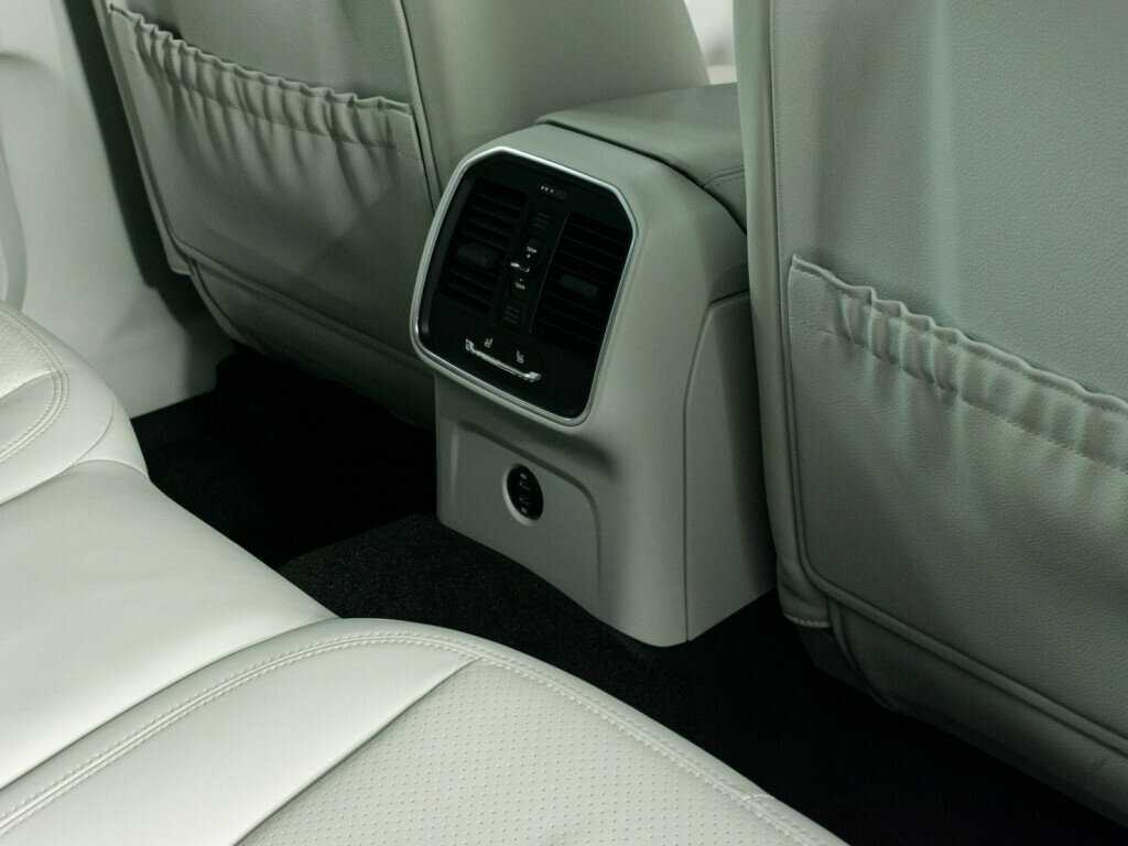 Porsche Macan, 2022 Фото №13