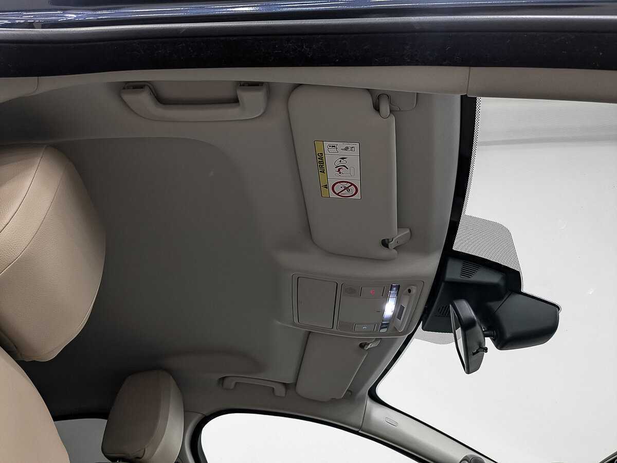 Jaguar XE, 2017 Фото №19