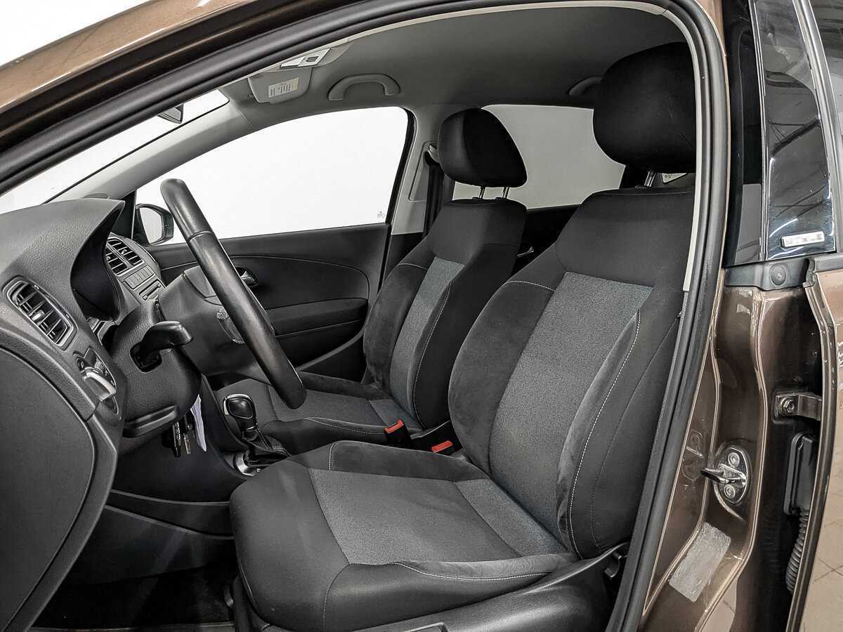 Volkswagen Polo, 2011 Фото №17