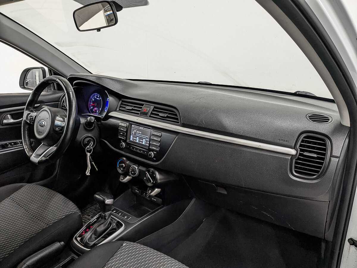 Kia Rio X-Line, 2020 Фото №10