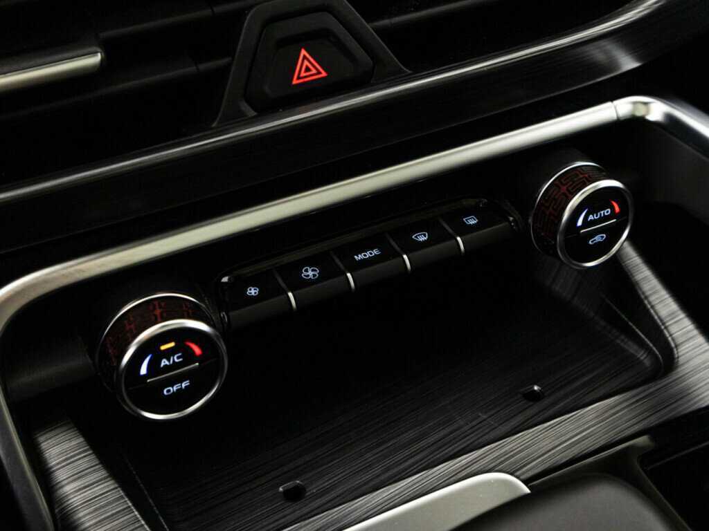 Geely Tugella, 2020 Фото №22