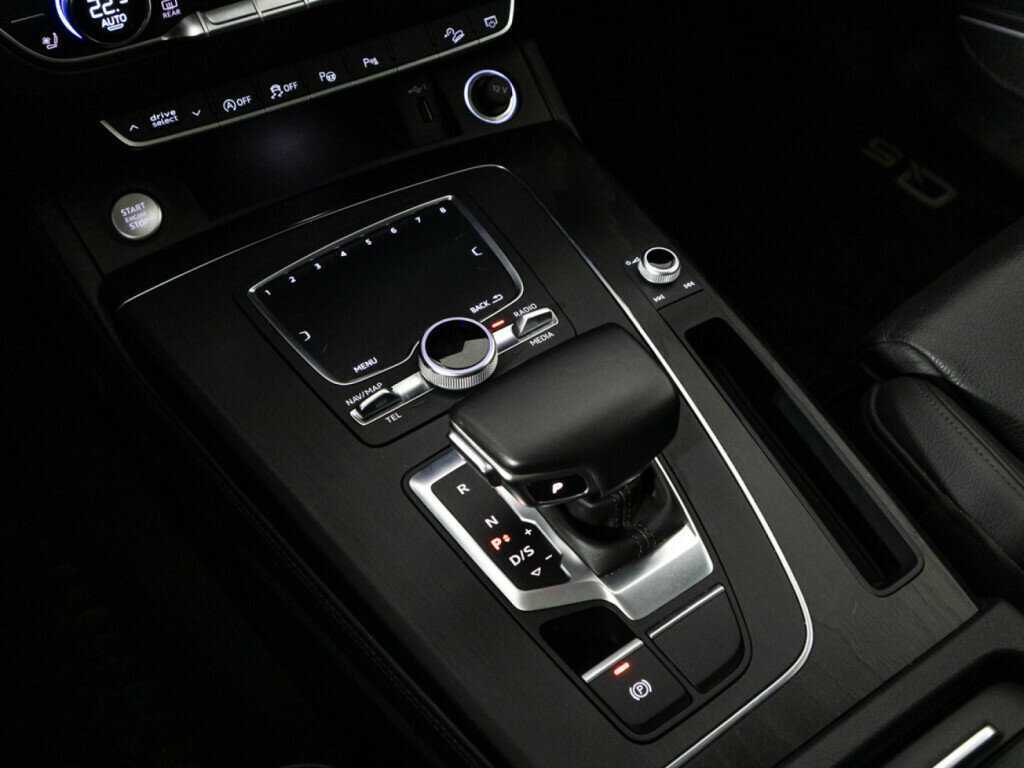 Audi Q5, 2020 Фото №20