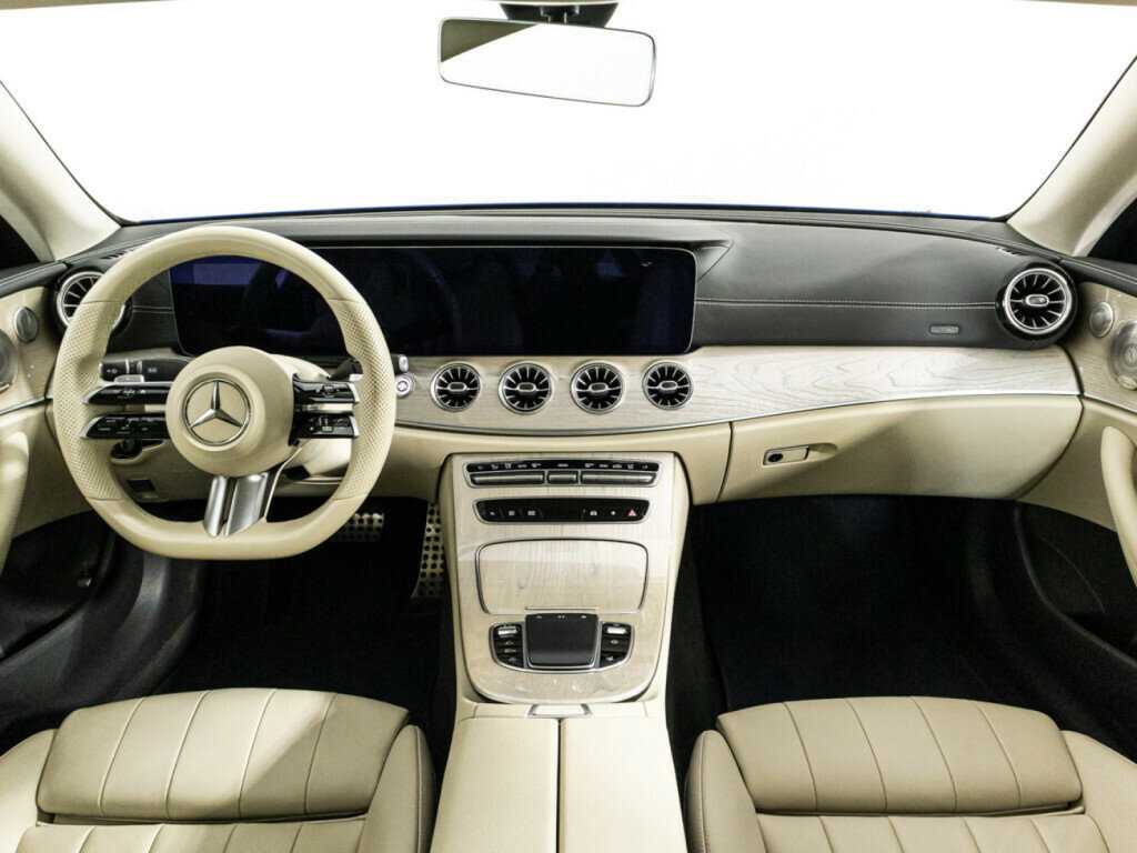 Mercedes-Benz E-Класс 200, 2021 Фото №13