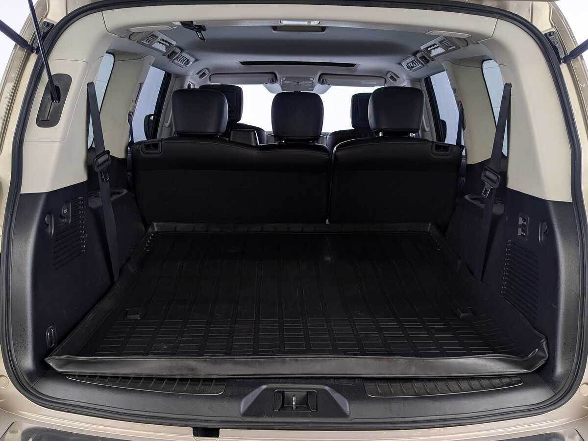 Infiniti QX80, 2018 Фото №10