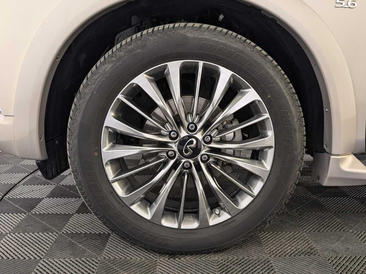 Infiniti QX80, 2018 Фото №12