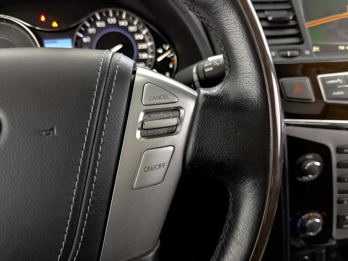 Infiniti QX80, 2018 Фото №30