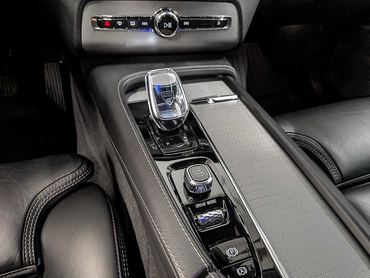 Volvo XC90, 2020 Фото №21