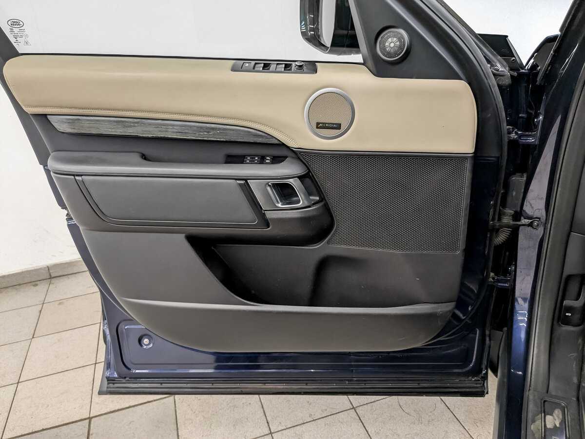 Land Rover Discovery, 2018 Фото №19