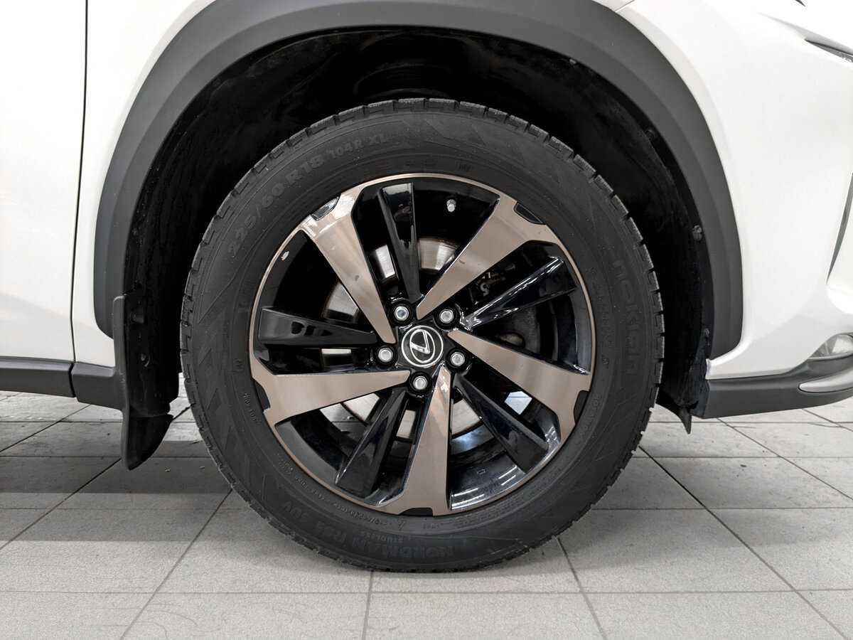 Lexus NX 200, 2021 Фото №18