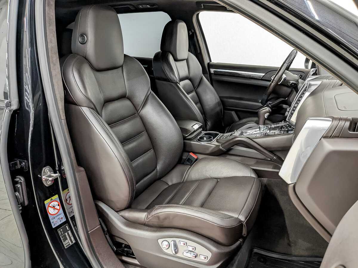 Porsche Cayenne Turbo, 2012 Фото №24