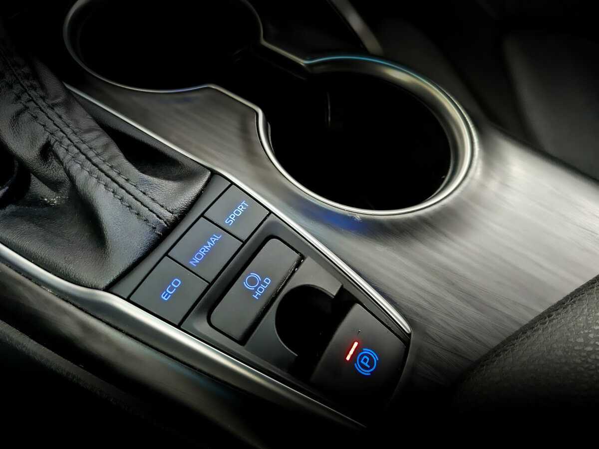 Toyota Camry, 2022 Фото №28