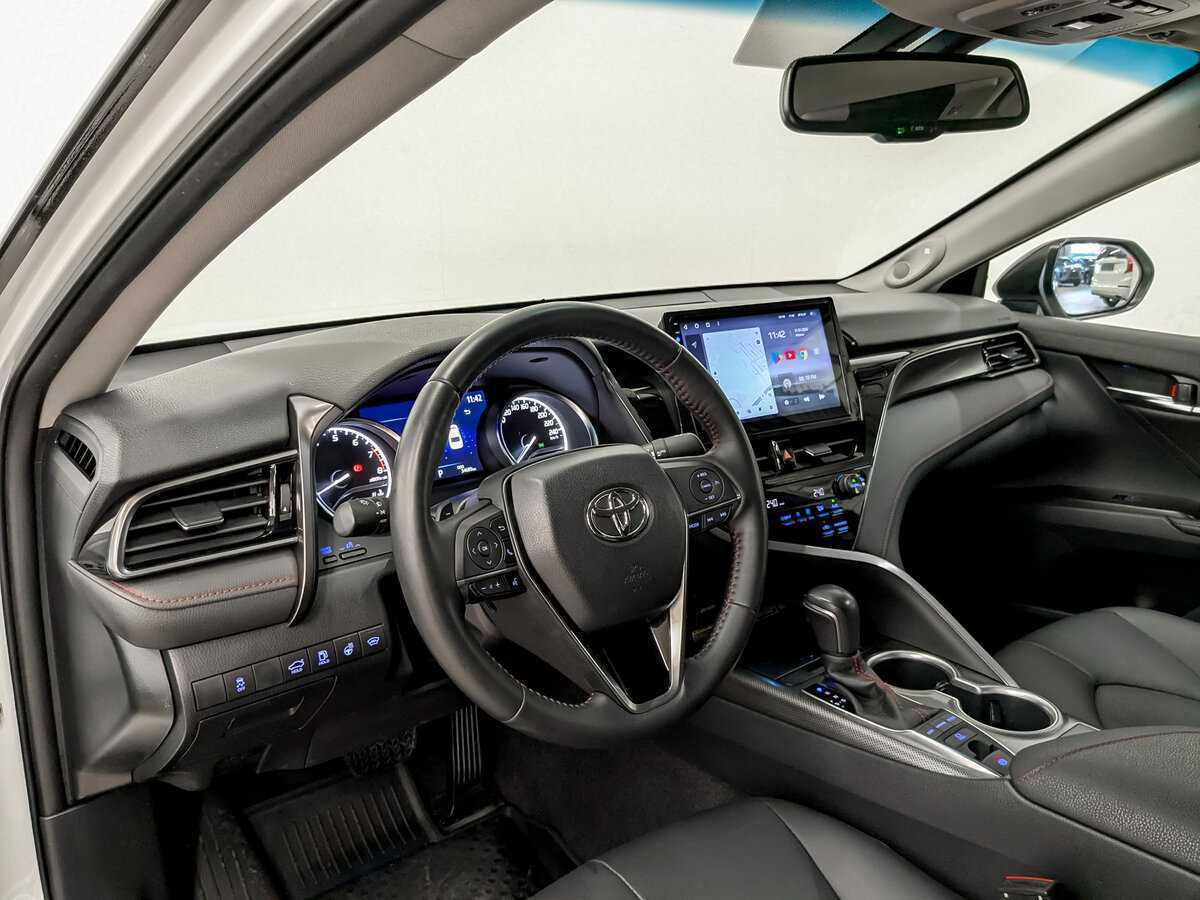 Toyota Camry, 2022 Фото №16