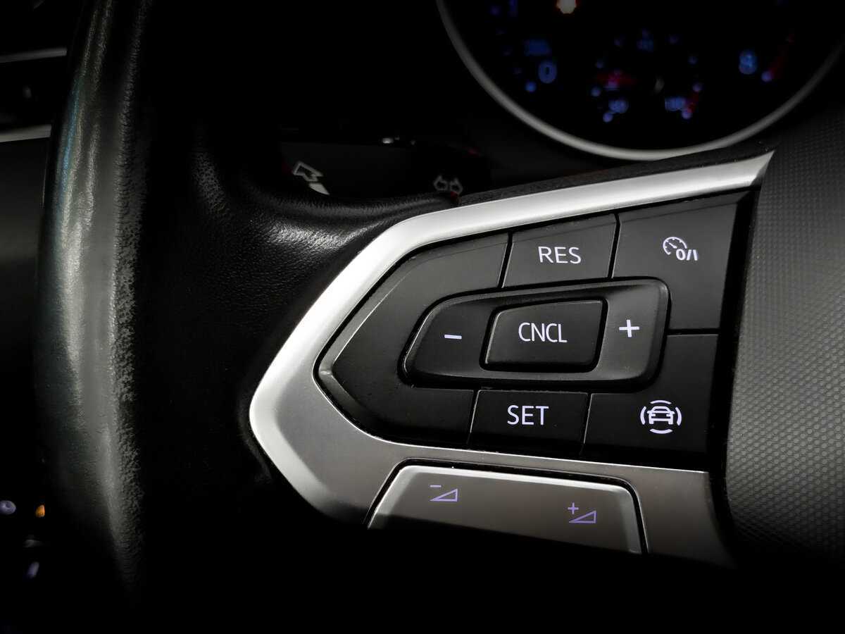 Volkswagen Tiguan, 2021 Фото №25