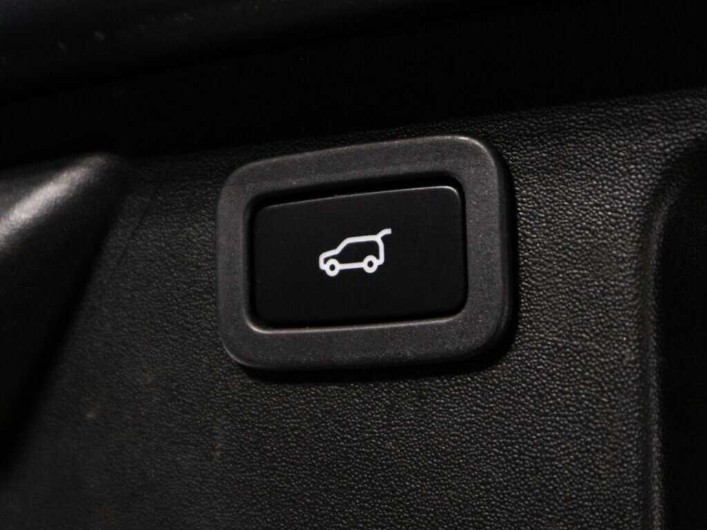 Land Rover Discovery Sport, 2019 Фото №16