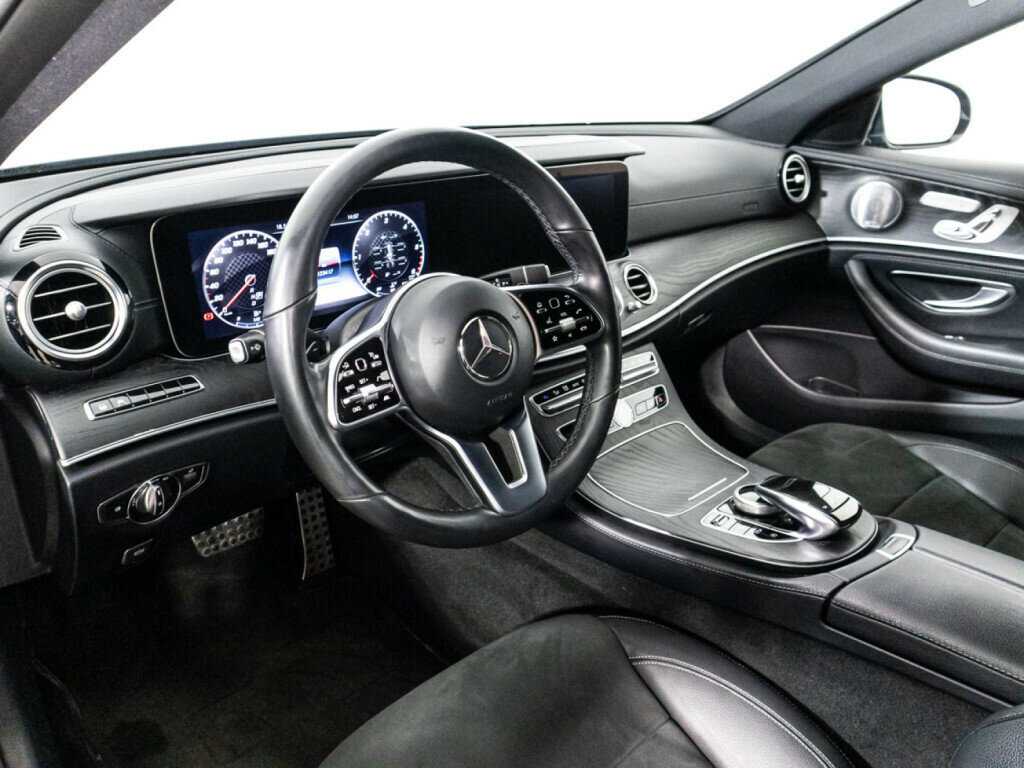 Mercedes-Benz E-Класс 400 d, 2018 Фото №11